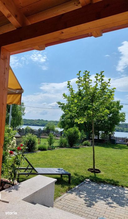 Închiriere locuință tip apartament în casă de vacanță, pe termen lung