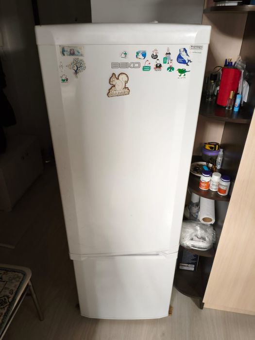 Продам холодильник не дорого рабочий