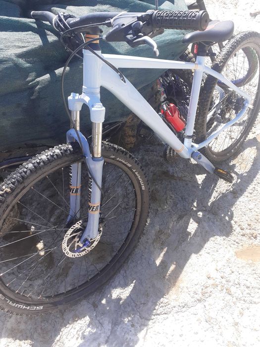 Bicicleta trek in stare perfectă