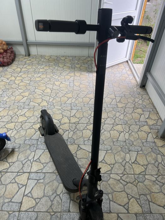 Trotineta electrica mi elite