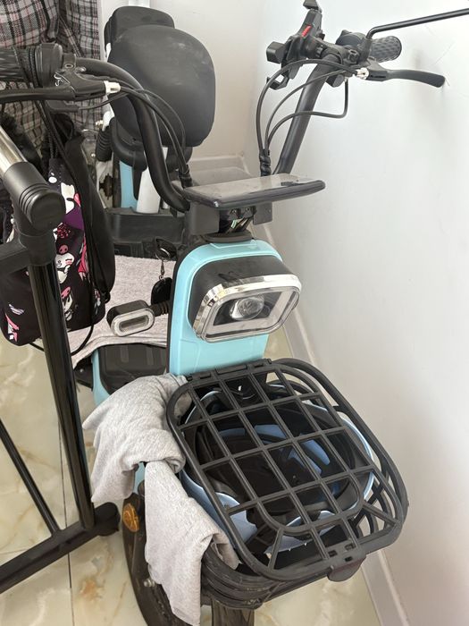 Электроскутер- велосипед