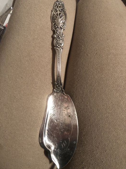 Масивен кухненски прибор