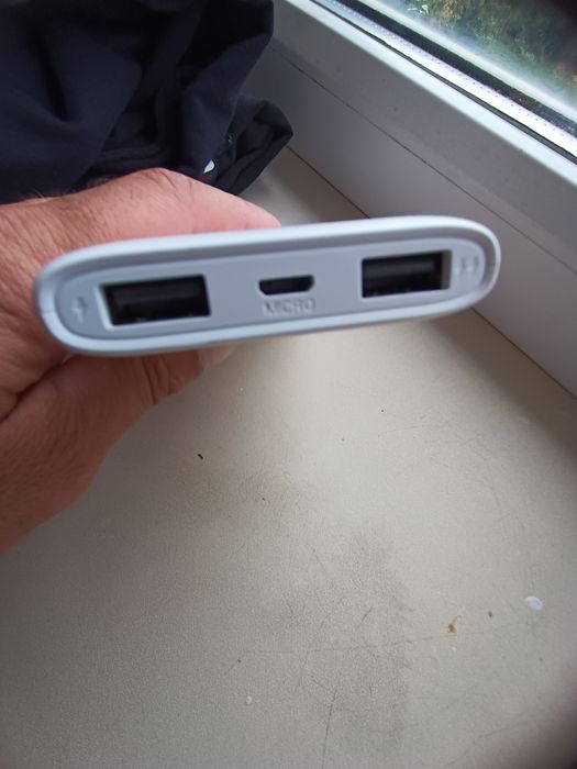 Зарядное устройство новое