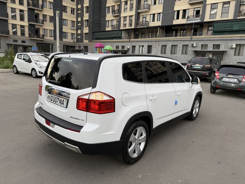 Фулл автомат каробка Орландо сотилади