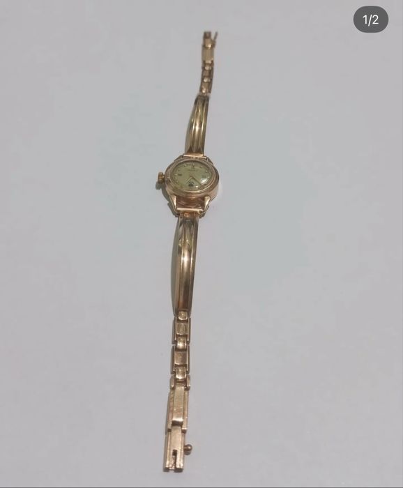 Золотые часы продам