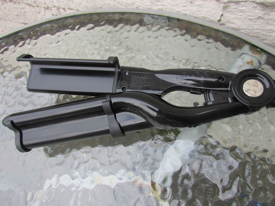 Ретро преса за коса Toni & Guy