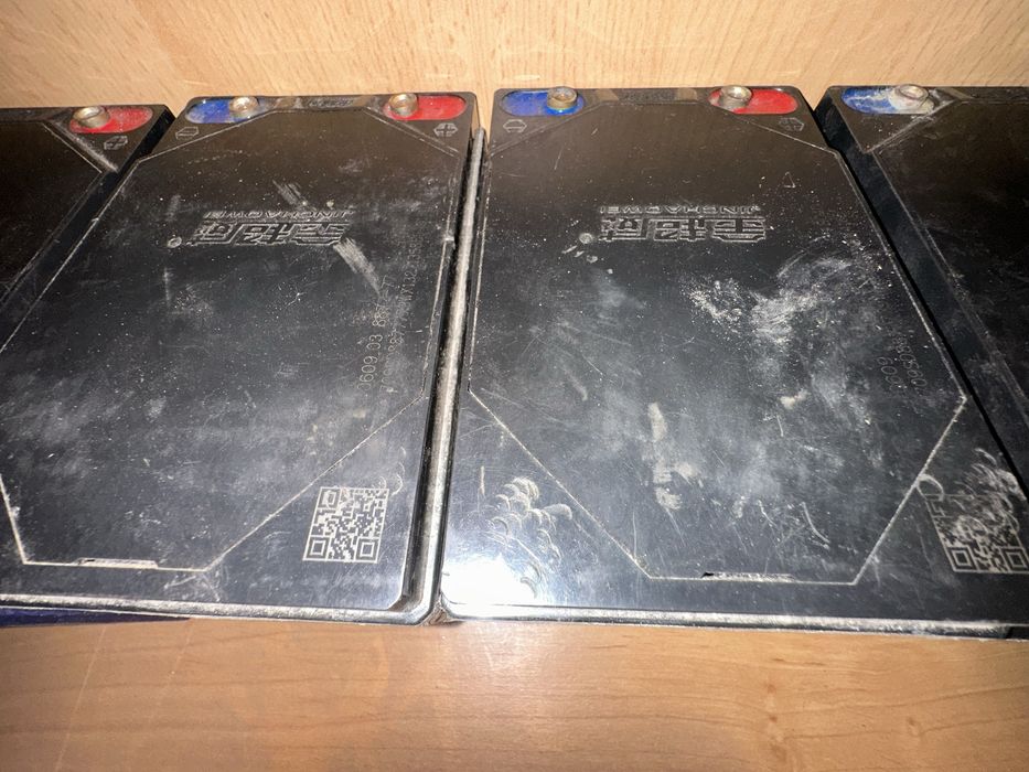 Продаю аккумуляторы для электроскутера 48 В 12 А четыре штуки