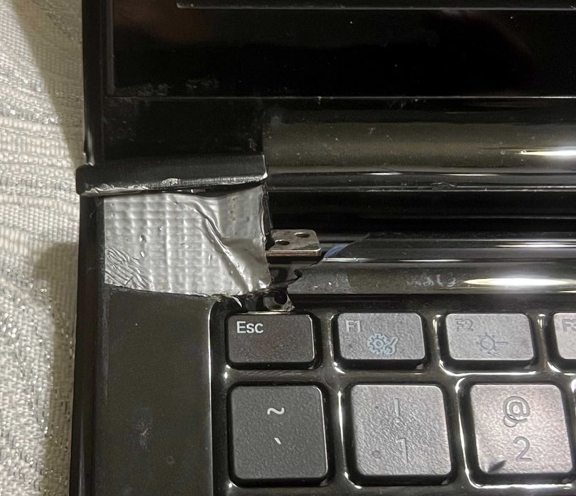 Laptop Samsung Series 9 NP900X3A i5 Ultrabook Defect Fara RAM SSD