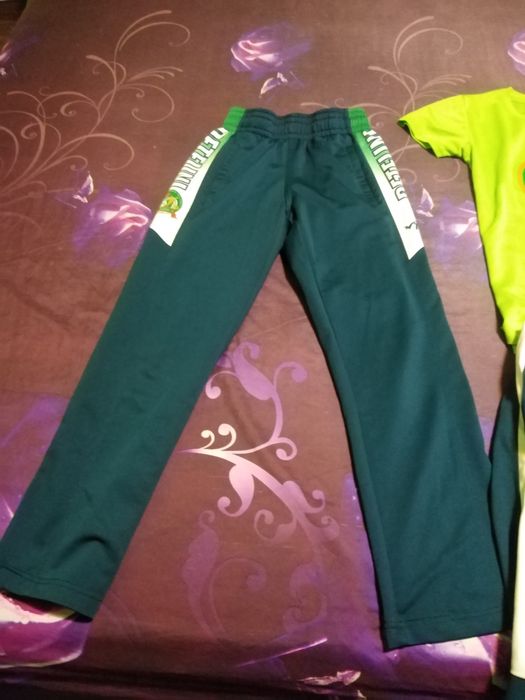 Детски екип тип анцуг на фолклорен ансамбъл Детелини размер 40