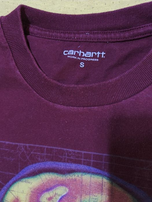 Продавам две тениски Carhartt.