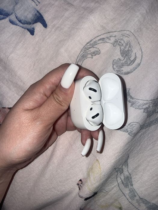 Продам airpods наушники