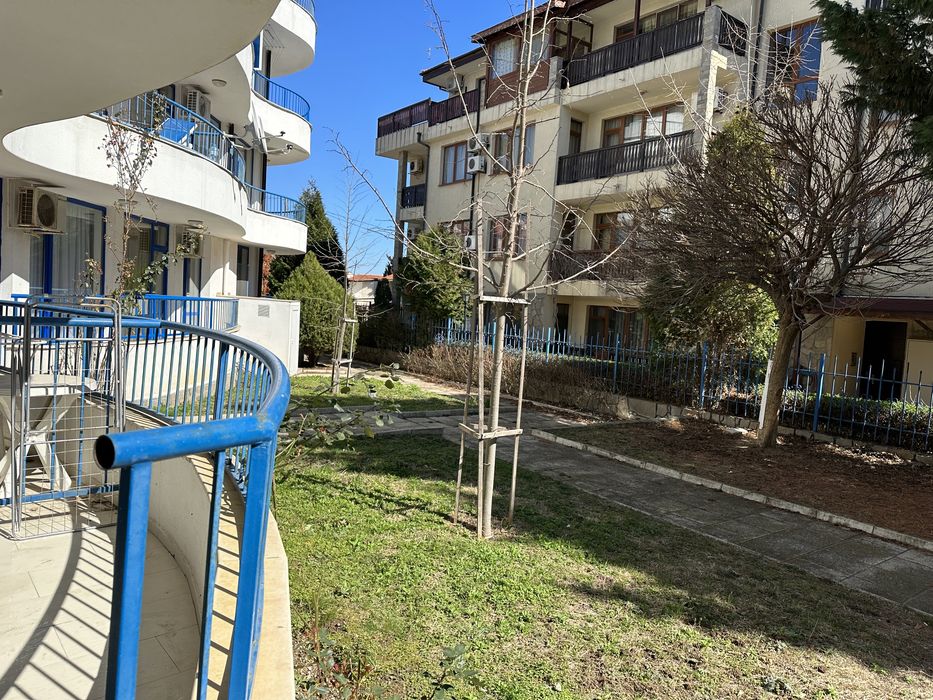 Продава студио Равда