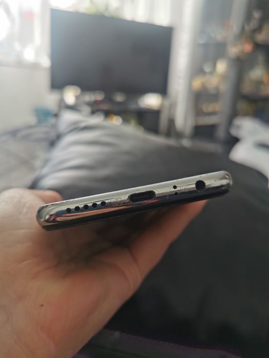 Продавам redmi note 8t - 4/64