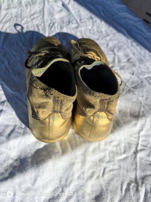 Страхотни бутонки nike и adidas номер 40