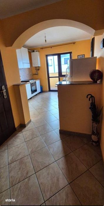 Apartament 2 camere , etaj intermediar, Radauti