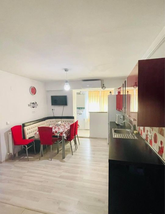 RARITATE Centru - Șemineu pe Lemne, Acoperiș Nou & Parcare (Ideal Investiție/Booking)