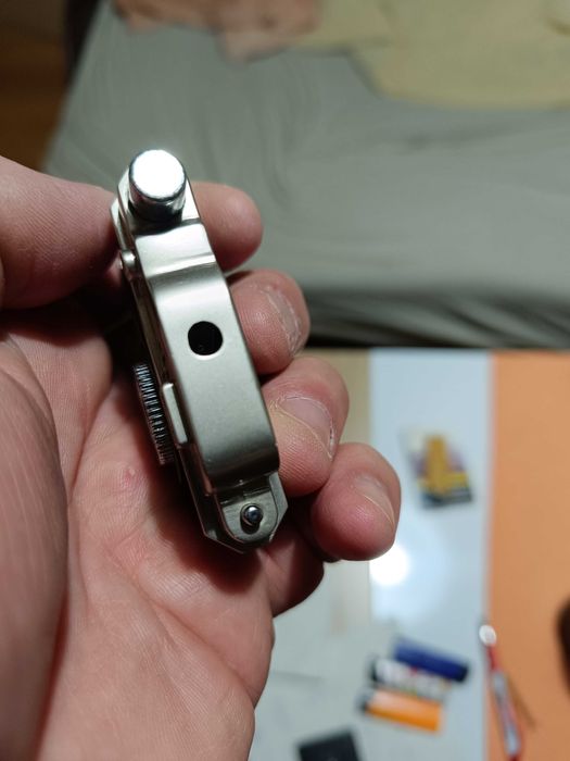 Газова запалка нова