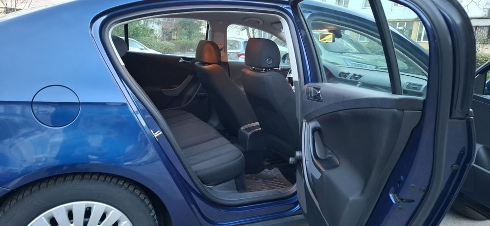 Volkswagen Passat B6 Benzina 1.6 FSi 116.Cp  6+1 Trepte Recent înmatri