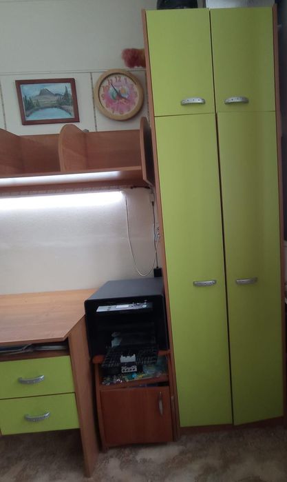 Продам детскую стенку