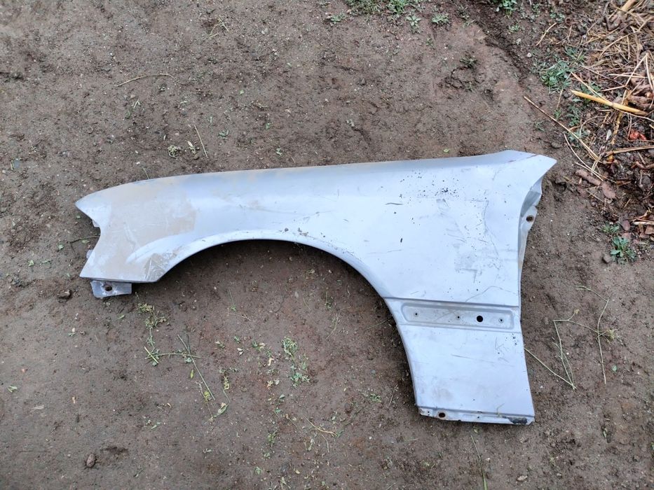 Крыло mersedes w202 мерседес сешка