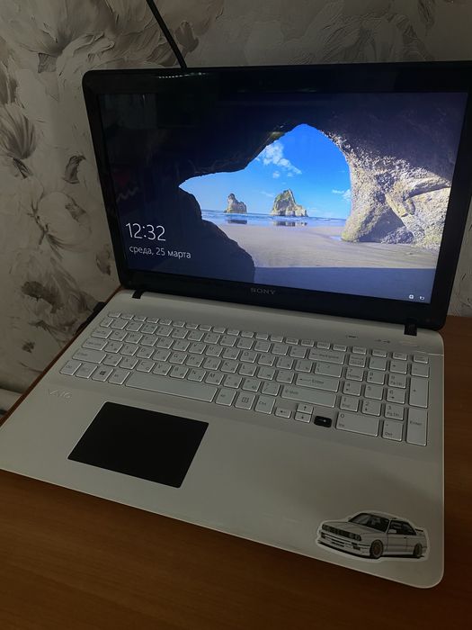 Ноутбук SONY vaio