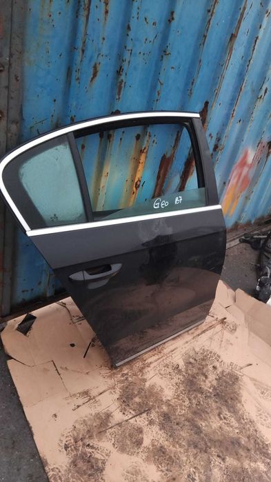 Usa dreapta spate Volkswagen Passat B7 an 2010 berlina