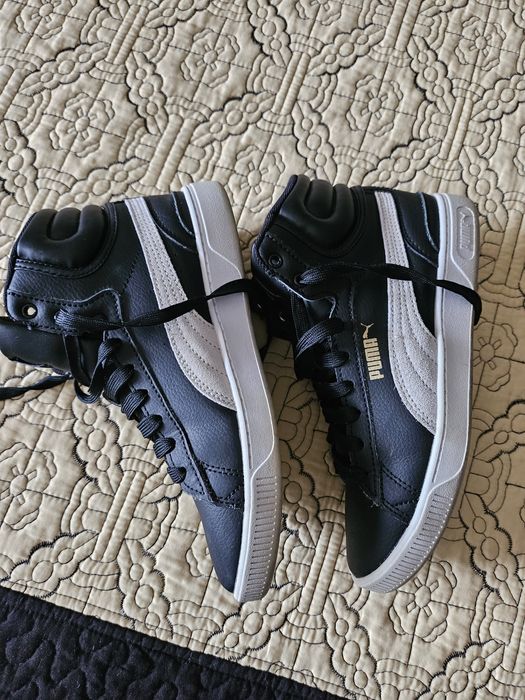 Ghete sport Puma din piele mărimea 36.