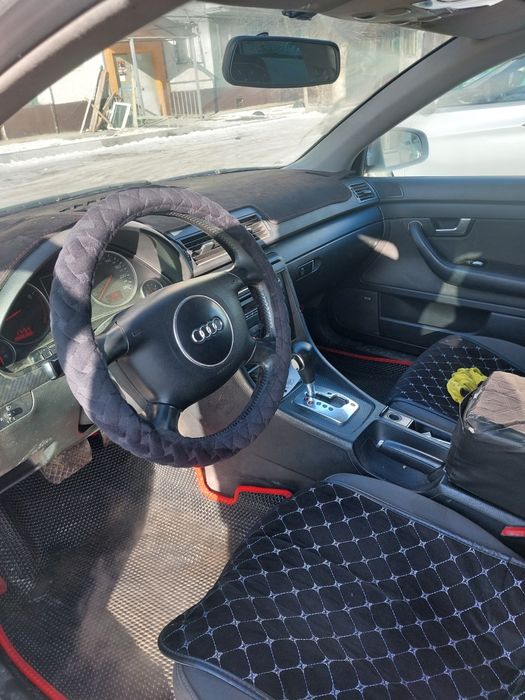 Автомобиль  ауди а4 б6