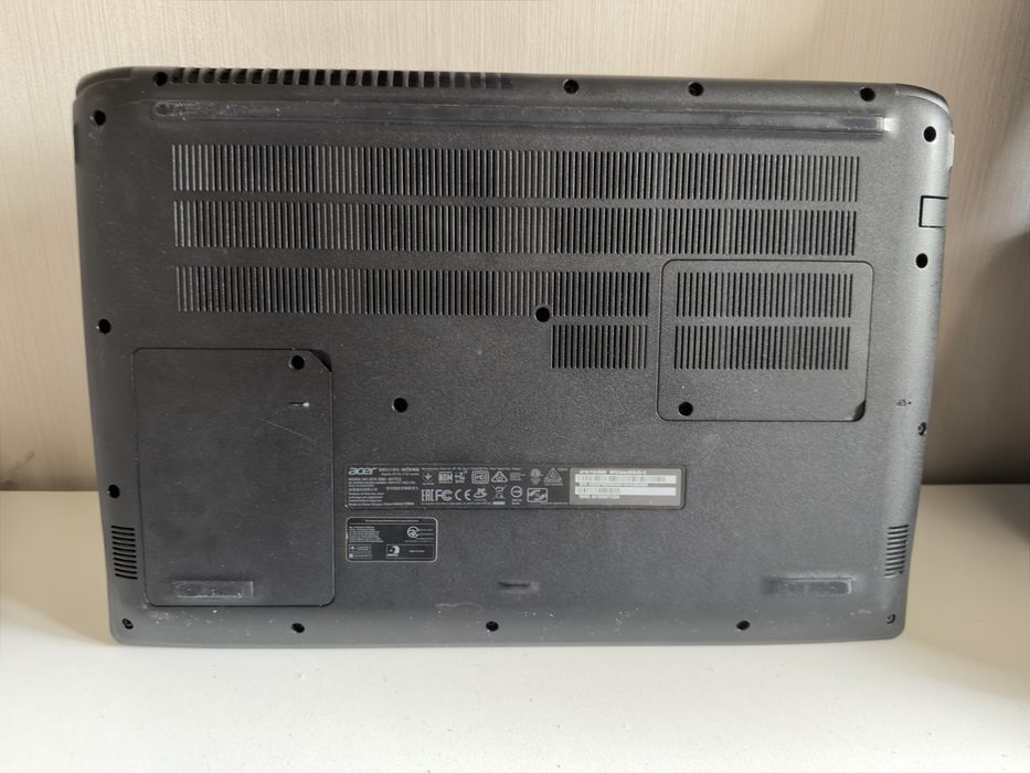 Acer Aspire 7.