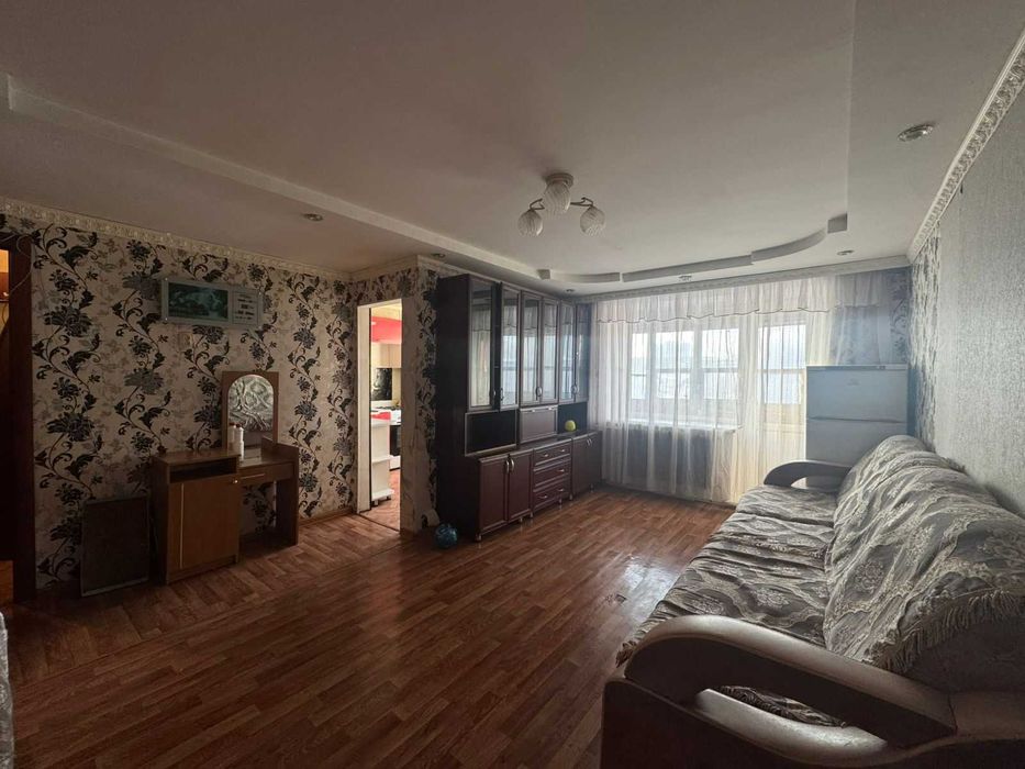 Продам 2х комн квартиру на 2 мкр