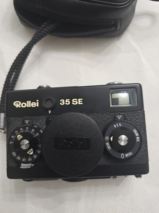 Продавам рядък филмов фотоапарат Rollei 35 SE (Made by Rollei Singapore) – Черен