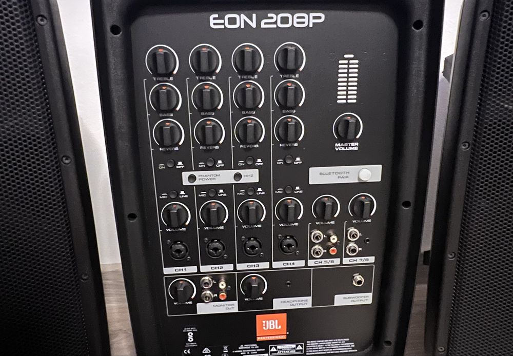 Boxe JBL EON208P (portabile) 300W
