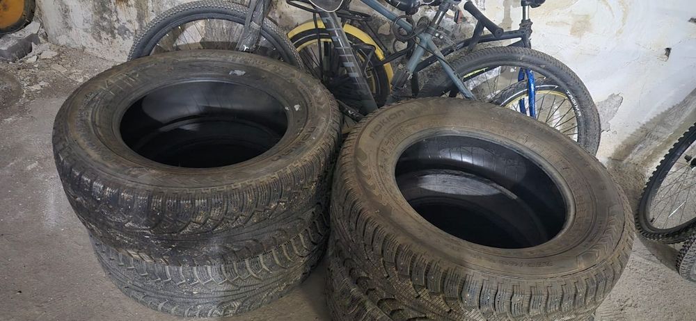 Продам колёса для авто зимние шины