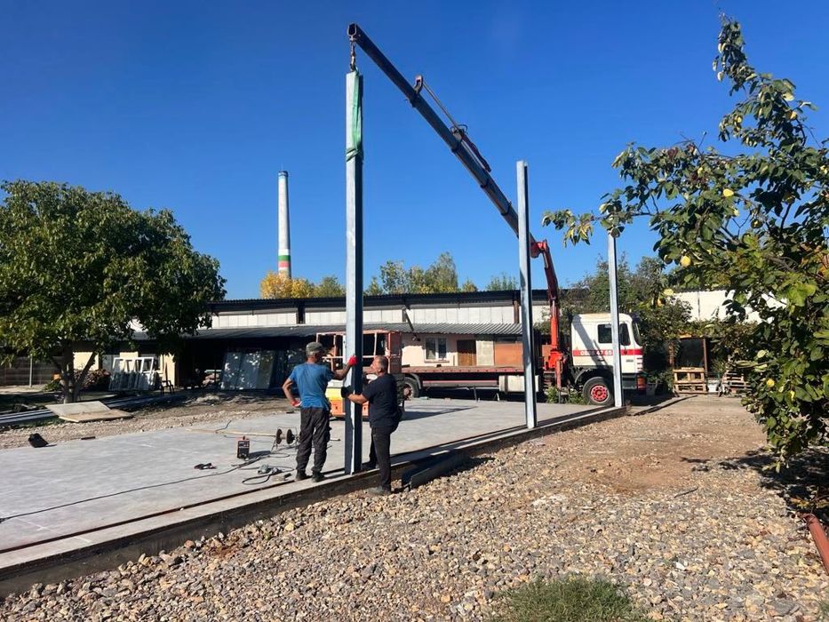 Транспортни услуги - Камион с кран