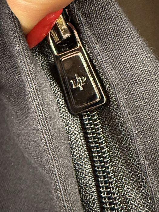 Мъжки екип нов M номер