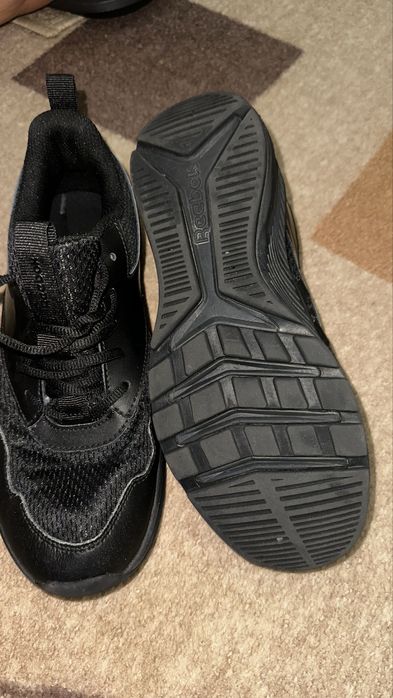 Маратонки, носени няколко пъти  Reebok