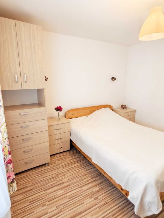 Vand apartament 4 camere-Costieni-direct proprietar