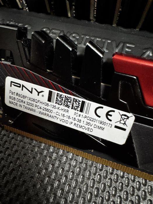 Memorii ram ddr4 16 gb 3200 pc desktop workstation