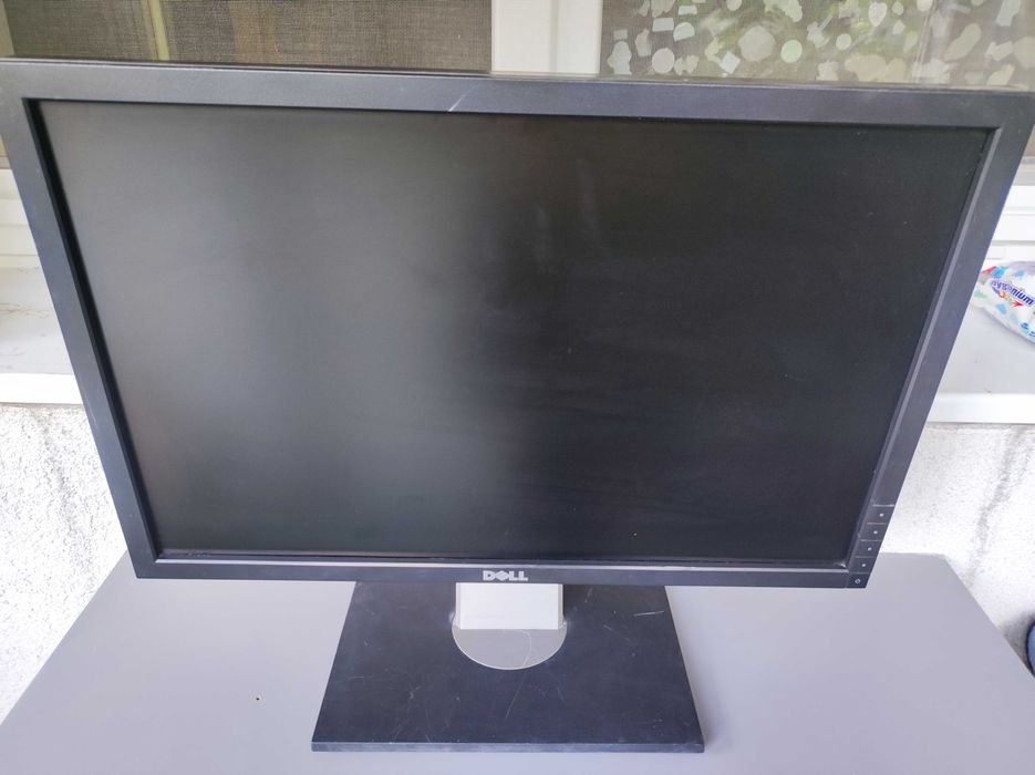 Monitor Dell profesional  model P2210T