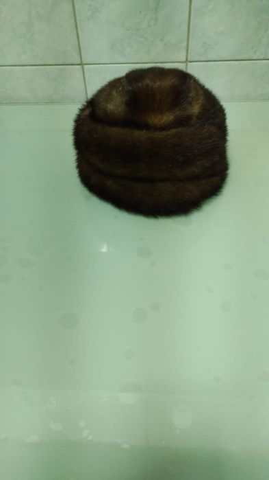 Caciula barbati nutriet marime57 si de femei din blana naturala nutrie