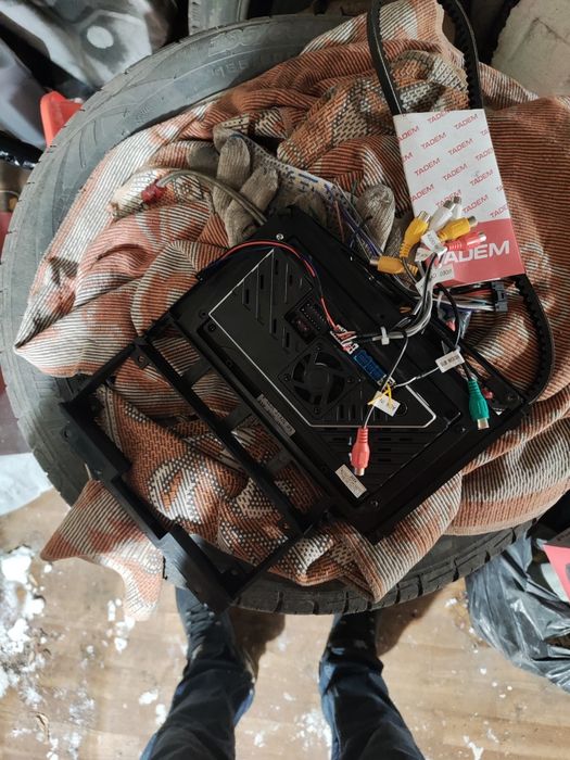 Планшет в пассат б3