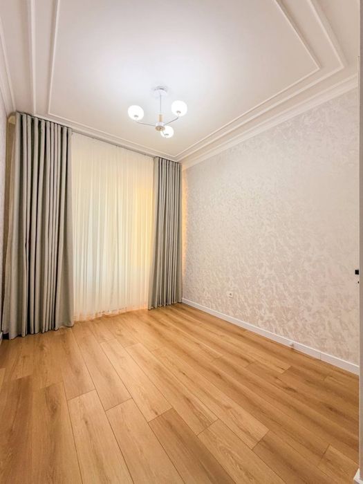 3/5/6 Мирзо Улугбек, Темуо Малик, Эко базар