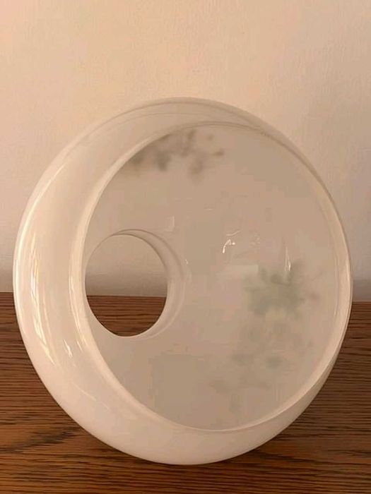 Lampa antică pictata manual din lemn și alama