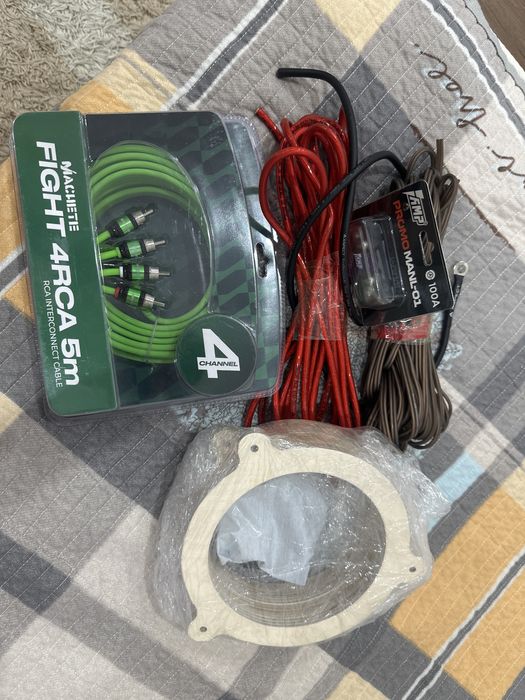 Продам автомобильныю акустику