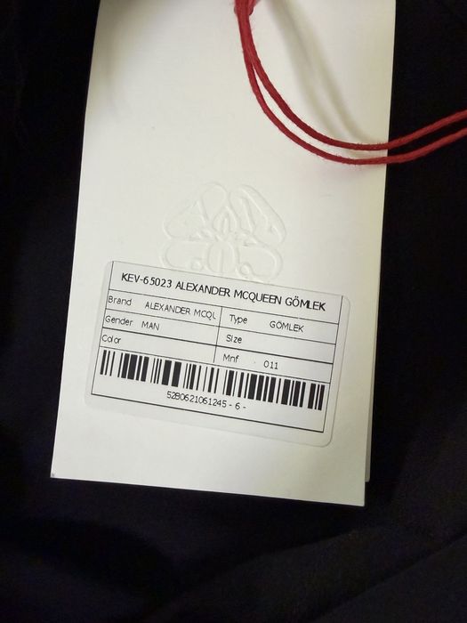 Риза Alexander McQueen чисто нова