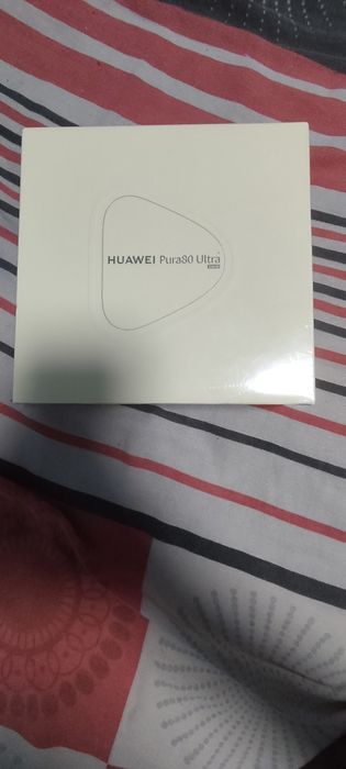 Huawei pura 80 ultra  нов с гаранция