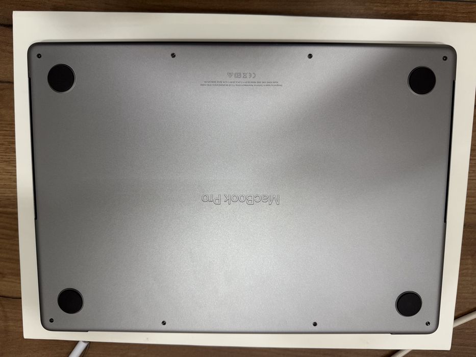 MacBook Pro 14" M1 Pro (10 CPU/14 GPU) 16GB/512GB