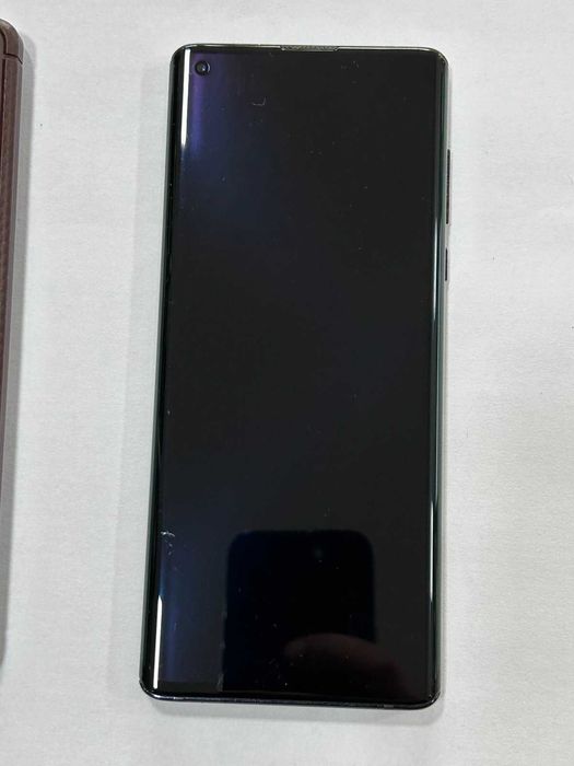 Motorola Edge 2020 128 GB  6 GB RAM Dual SIM 5G