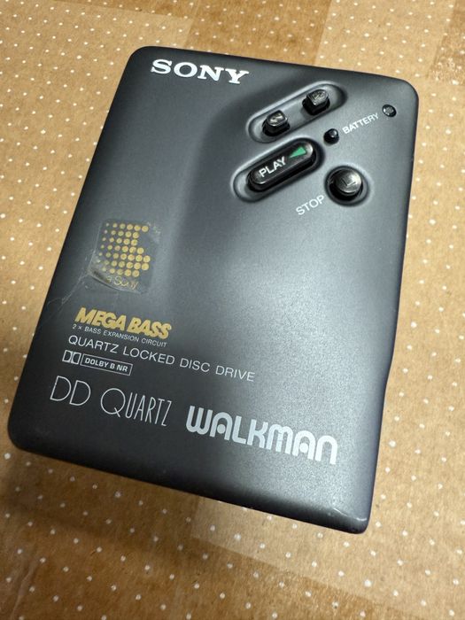Sony Walkman DD33 кассетный плеер