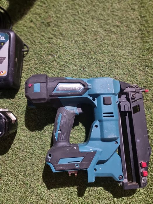 Pistol cuie makita dbn 601